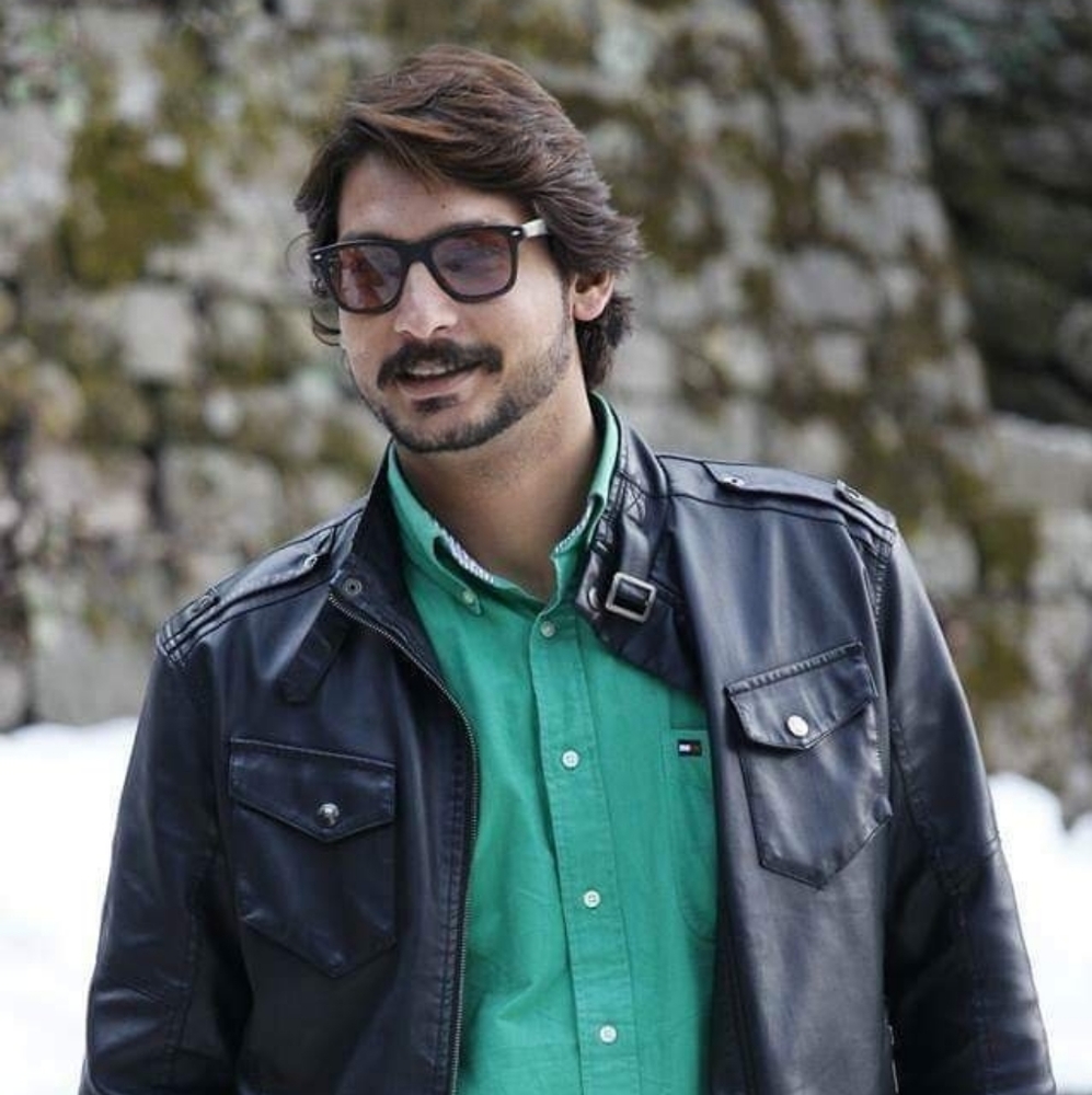 Meet your Posher, Gerard